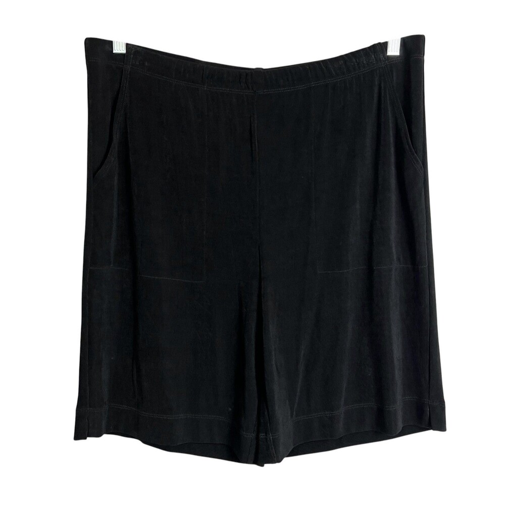 Chico's Travelers Wrinkle Resistant Black Slinky Knit Short  Size L  (Chico's 2)